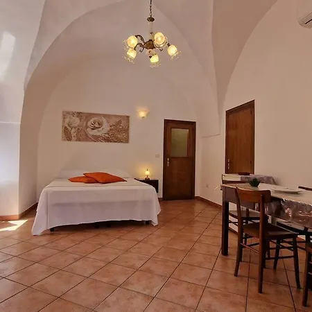 Szálloda Comodissima Casa Per Parabita